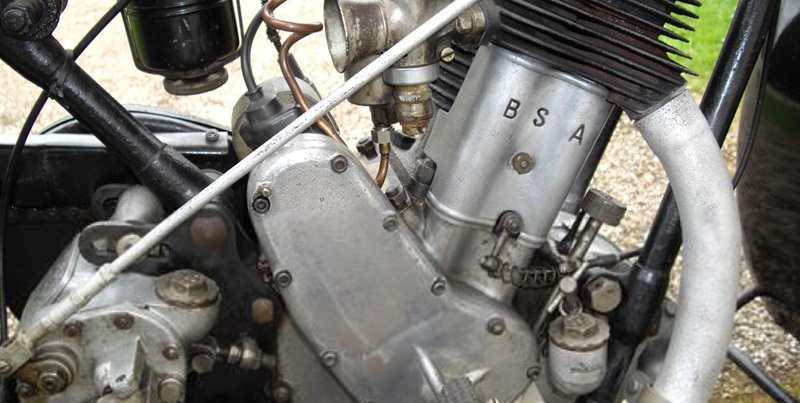 Старинный мотоцикл BSA Sloper 1928