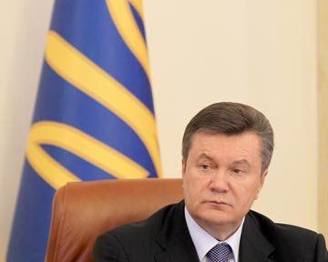 Ukraine will reduce the army and cancel the call, declared Yanukovych