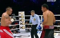   -      -   / Aleksandr Usik vs Felipe Romero and Vyacheslav Uzelkov vs Jaidon Codrington (09.11.2013) IPTVRip