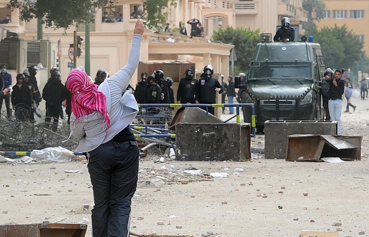 Новый закон о митингах в действии: полиция Египта разгоняет несанкционированные акции