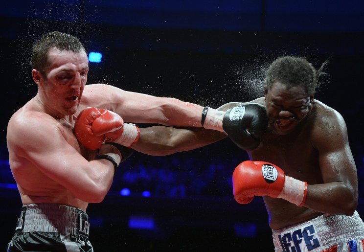 Бой между боксерами Денисом Лебедевым и Гильермо Джонсом планируется на февраль 2014 года