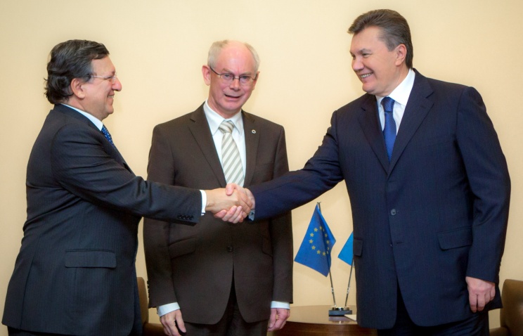 Евросоюз надеется убедить Януковича подписать соглашение об ассоциации Украины с ЕС