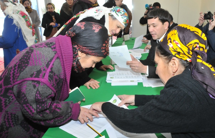 ЦИК: парламентские выборы в Туркмении состоялись