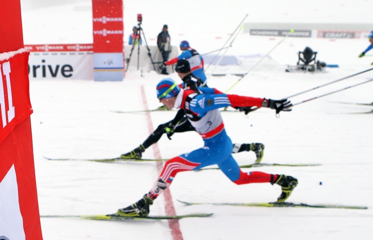 Российский лыжник Сергей Устюгов завоевал "бронзу" в спринте на этапе КМ в Швейцарии