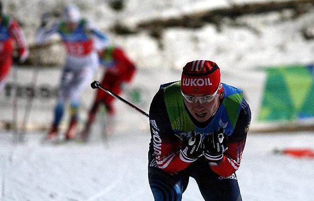 Российский лыжник Владислав Скобелев завоевал "золото" в гонке на 30 км на Универсиаде