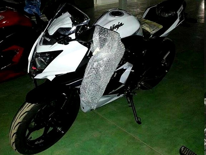 Шпионские фото 1-цилиндрового мотоцикла Kawasaki Ninja