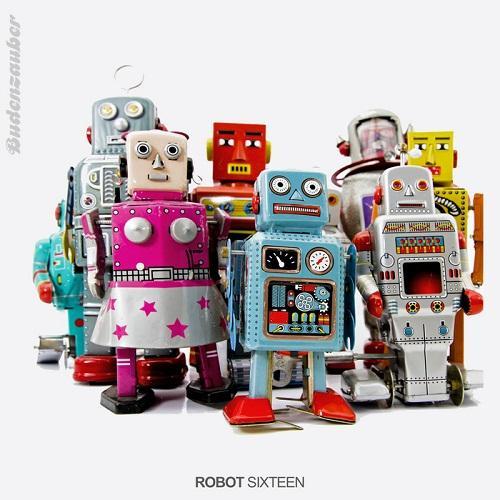Robot: Sixteen (2014)