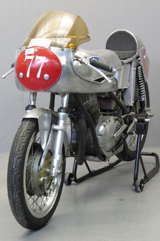Гоночный ретро мотоцикл NSU Sportmax 1956