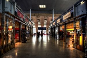 Франция: в аэропорту Шарля де Голля открыт новый терминал
