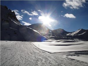 Швейцария: в горнолыжном регионе Davos – Klosters – можно кататься после захода солнца
