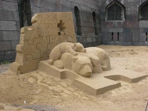 В Петербурге открылся фестиваль песчаных скульптур