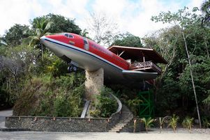 В Коста-Рике разбился самолет с туристами
