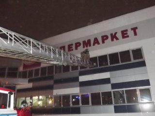 В Солигорске среди ночи возник пожар в здании магазина
