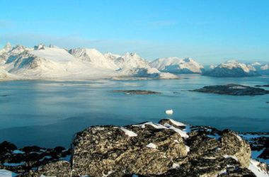 Ледники Гренландии стремительно тают