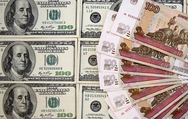В России курс евро достиг минимума за полгода