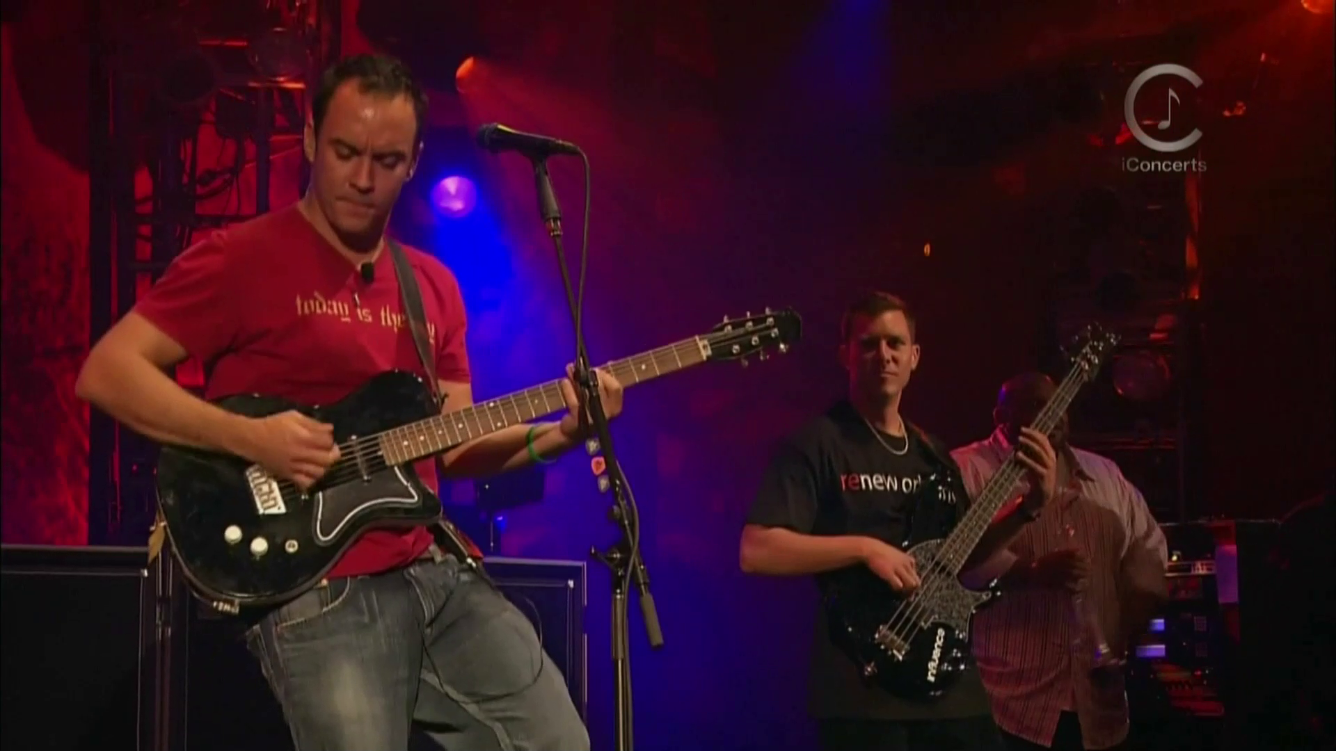 2005 Dave Matthews Band - Weekend On The Rocks [HDTV 1080p] 10